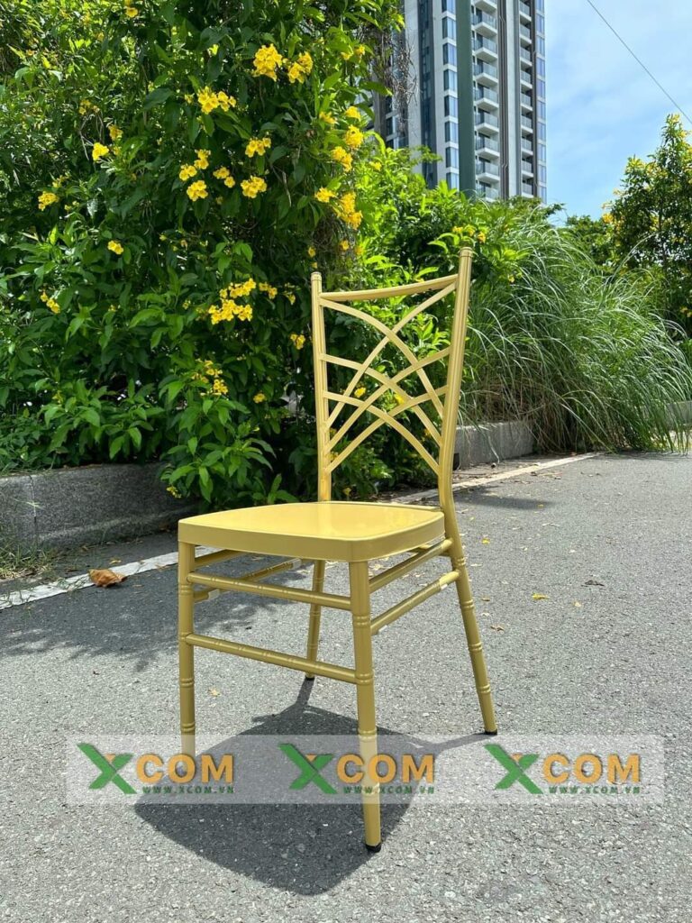 Các Mẫu Ghế Phù Hợp Với Tiệc Cưới Phong Cách Tối Giản 8 - Nội thất Xcom
