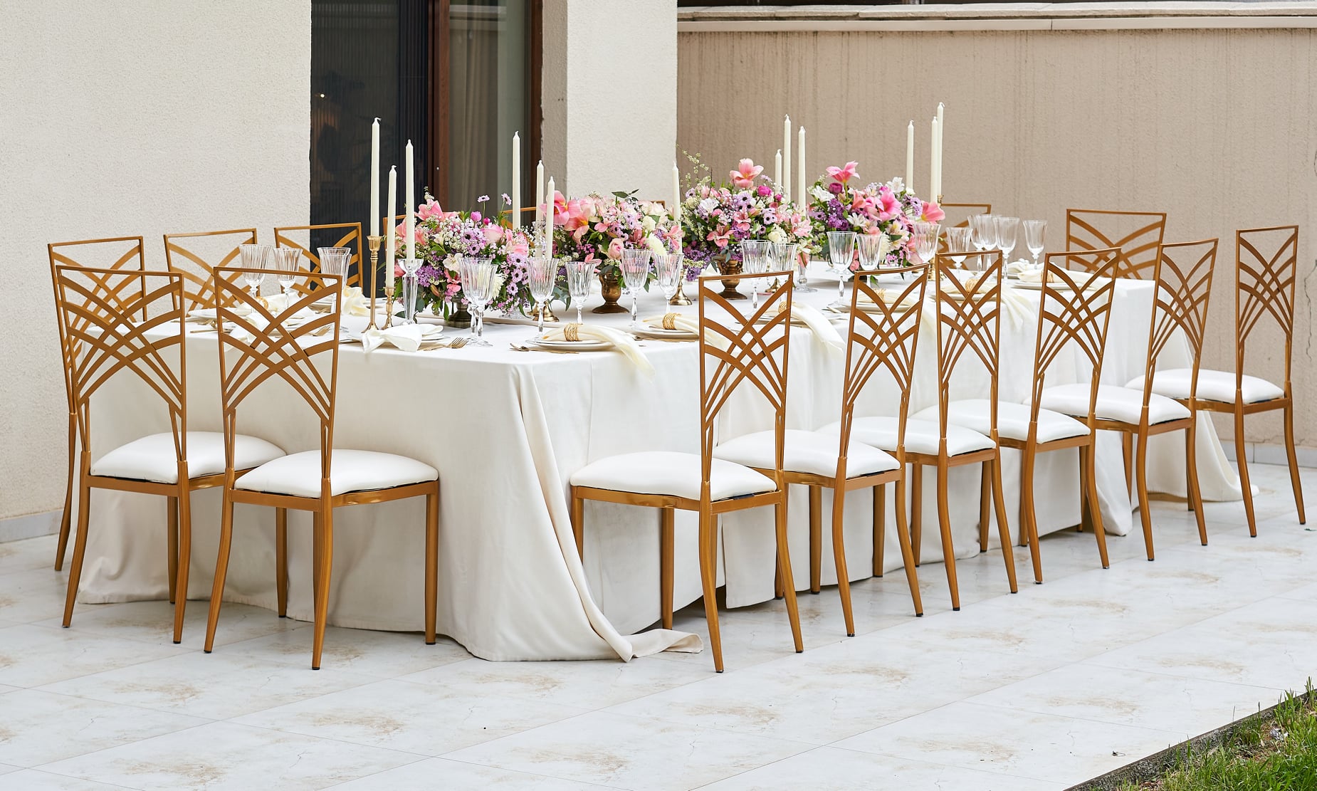 05 Mẫu Ghế Nhà Hàng Sang Trọng Được Ưa Chuộng Nhất 2024