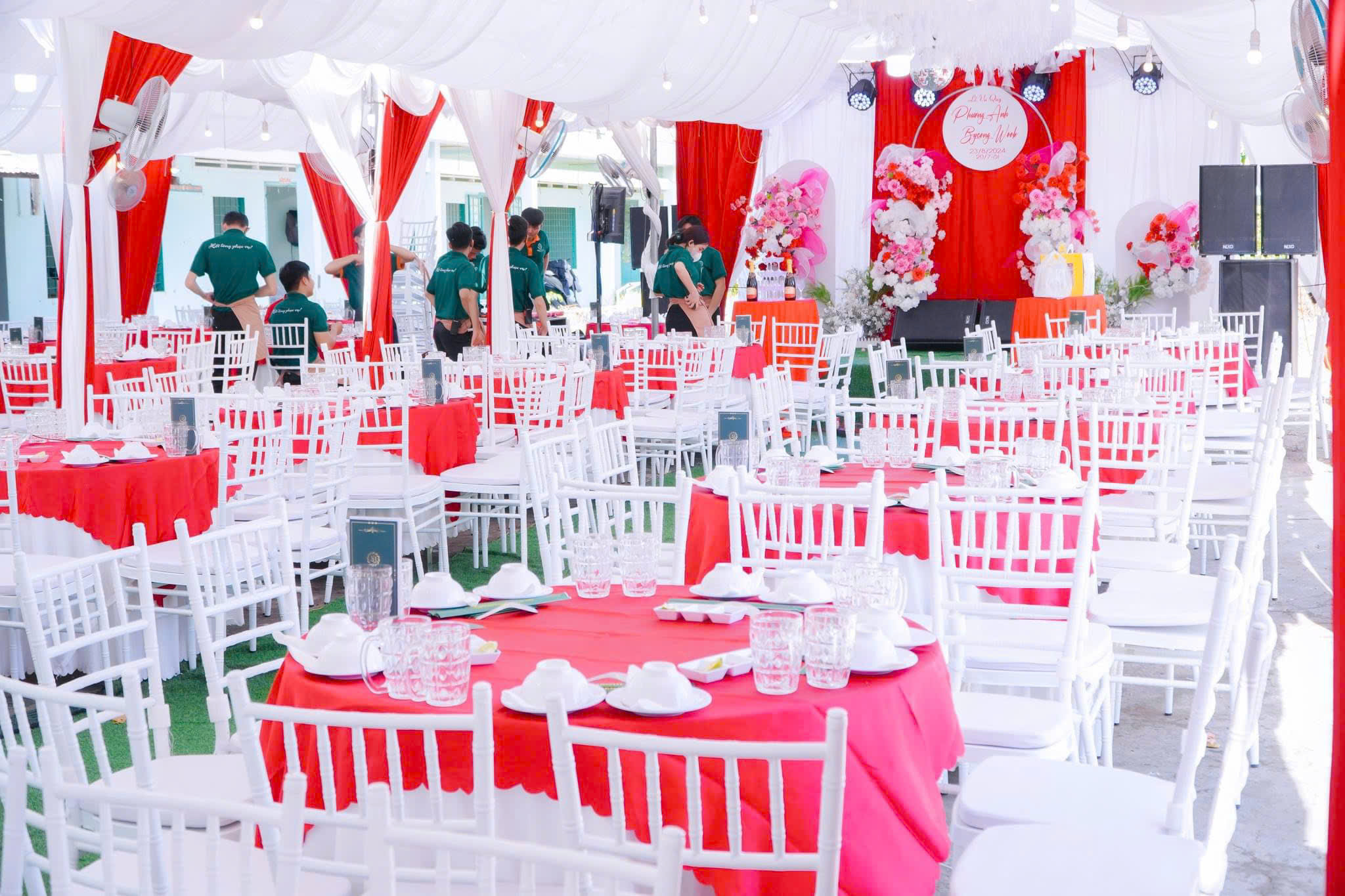 05 Mẫu Ghế Nhà Hàng Sang Trọng Được Ưa Chuộng Nhất 2024