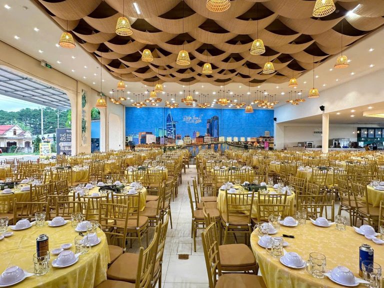 [Dự Án] Điểm Hẹn Sài Gòn (Lâm Đồng): Đồng Bộ 2.000 Ghế Tiffany Vàng Đồng 31 - Nội thất Xcom