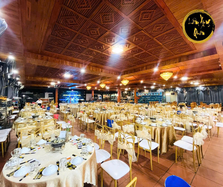 Ghế Chameleon tại Lâm Xung Quán Nhơn Trạch 3