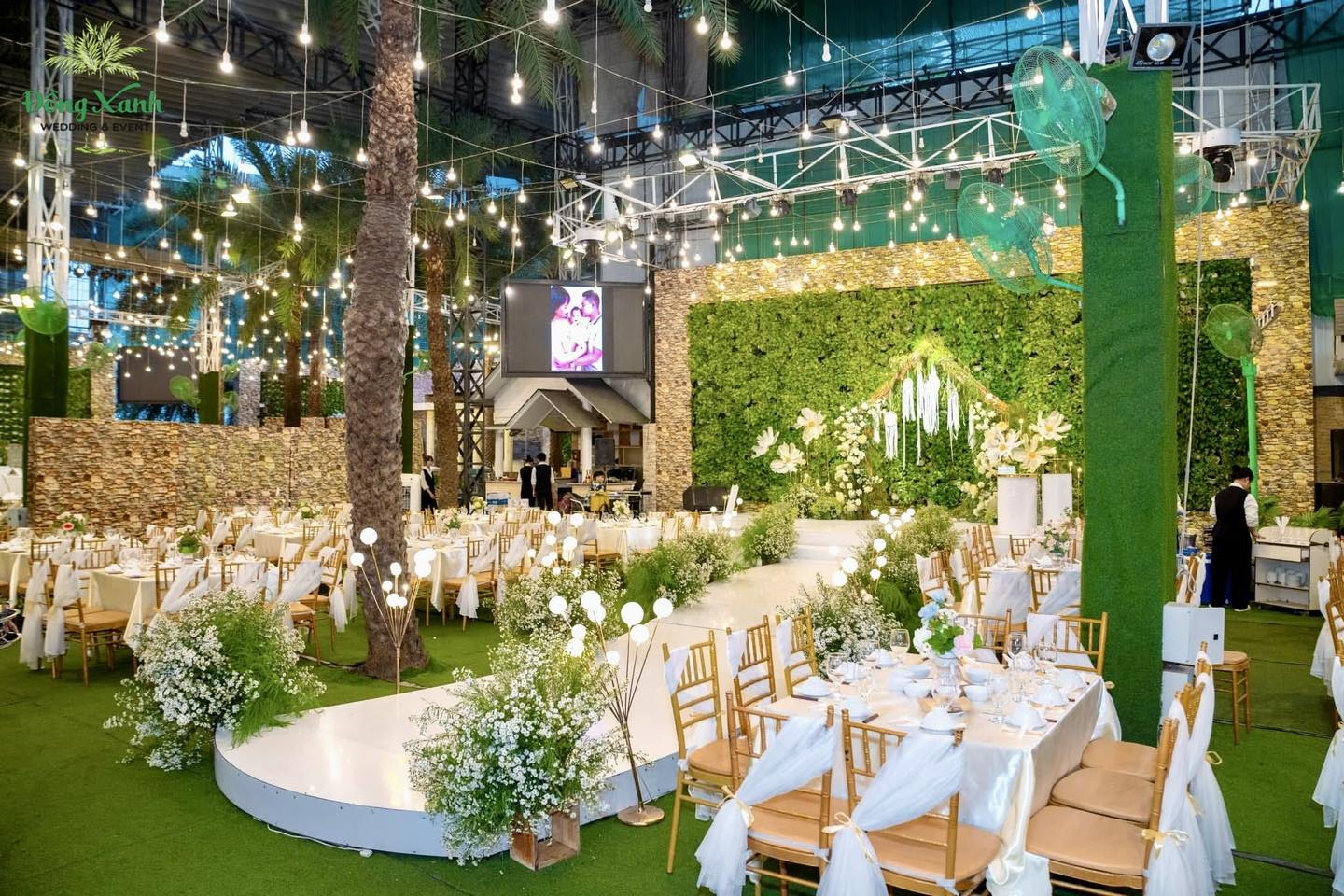 bàn giao 1200G tiffany vàng dồng nhà hàng dồng xanh 2