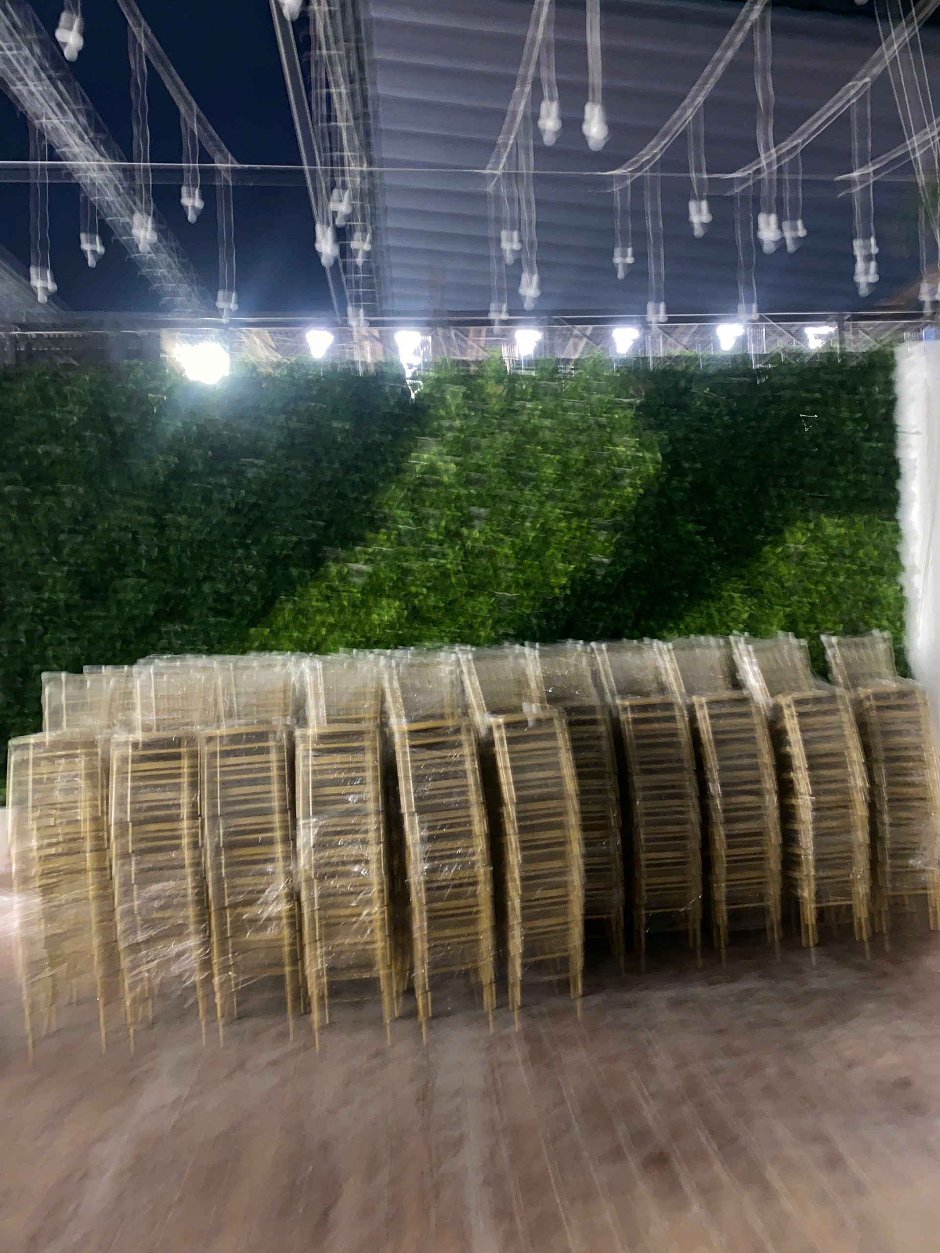 cac chong ghe duoc giao tai NH DONG XANH 2