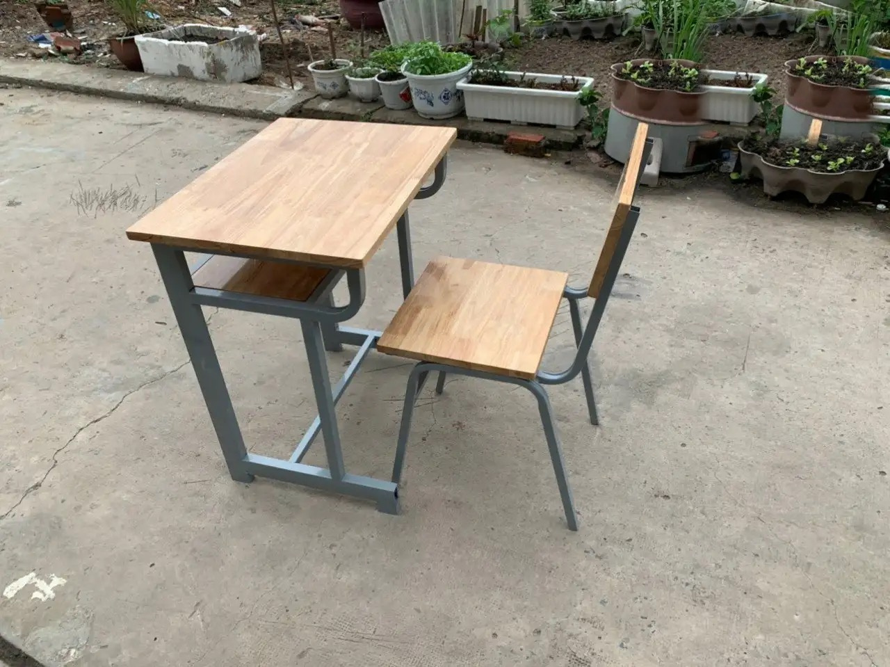 Bộ Bàn Ghế Học Sinh 01 Chỗ BHS 109 – Khung Sắt Sơn Tĩnh Điện | Xcom.vn Bộ bàn ghế học sinh 01 chỗ BHS 109 khung sắt sơn tĩnh điện
