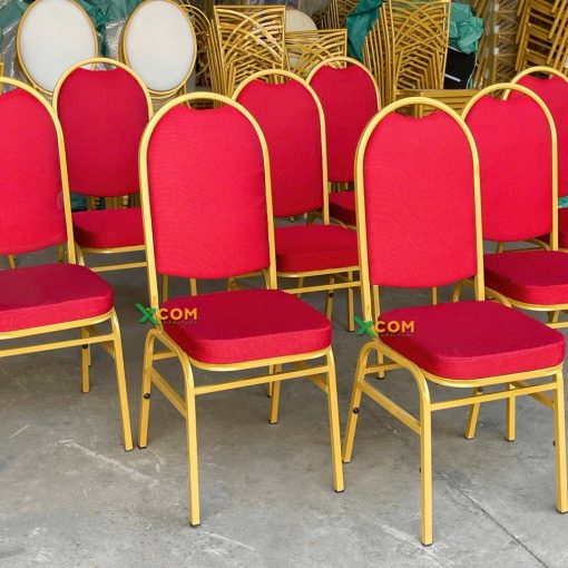 Ghế Nhà Hàng Lưng Vuông – Lưng Tròn Theo Yêu Cầu | Xcom.vn Nhóm ghế nhà hàng lưng tròn khung vàng nệm đỏ