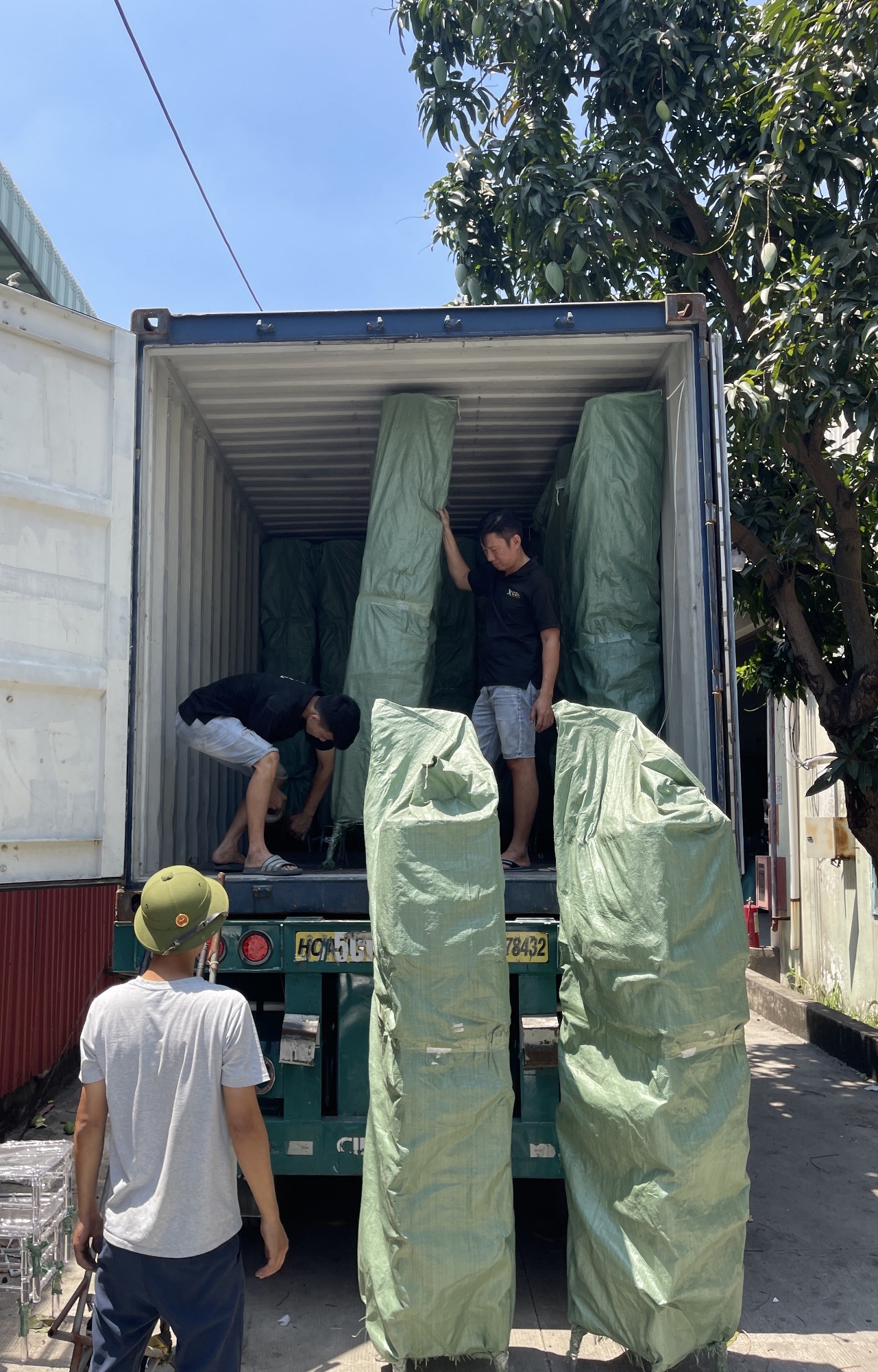 Nội thất Xcom xuất hàng thực tế
