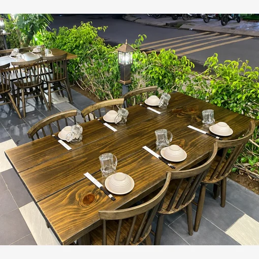 Mặt bàn vân gỗ QN17 và sáu vị trí ngồi