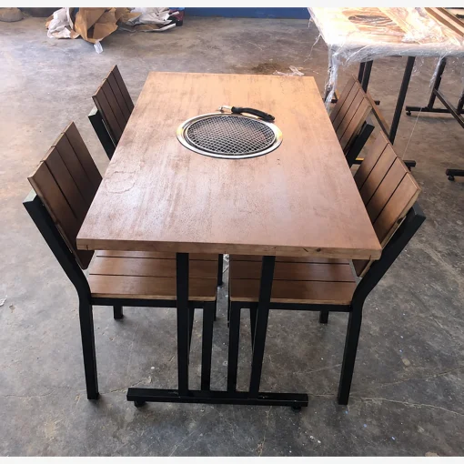 Bộ bàn ghế quán nhậu lẩu nướng QN22 nhìn từ đầu bàn