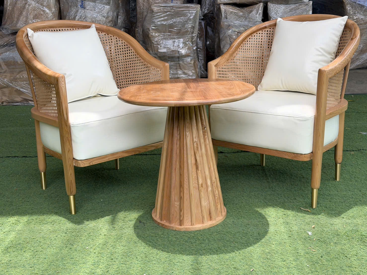 Cặp sofa Grasse gỗ Ash tựa đan mây nhựa | Xcom.vn Cặp sofa Grasse gỗ Ash nhìn từ phía trước