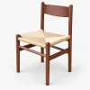 Ghế CH-36 gỗ Ash màu nâu, mặt đan cói trên nền trắng xám