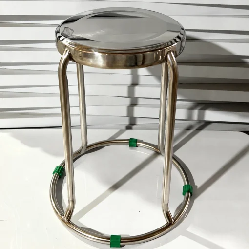 Ghế đôn bấu mặt inox 201 GD09 nhìn nghiêng, có vòng kiềng tròn
