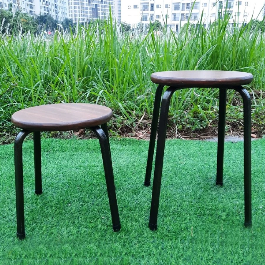 Ghế Fansipan đôn cao | Xcom.vn Ghế Fansipan đôn cao – Ghế đôn mặt tròn với các chiều cao khác nhau đặt trên thảm cỏ