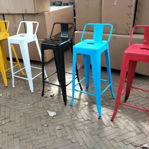 Ghế Fansipan Tolix Bar có tựa – Năm ghế Tolix Bar có tựa với các màu vàng, trắng, đen, xanh và đỏ để tham khảo màu