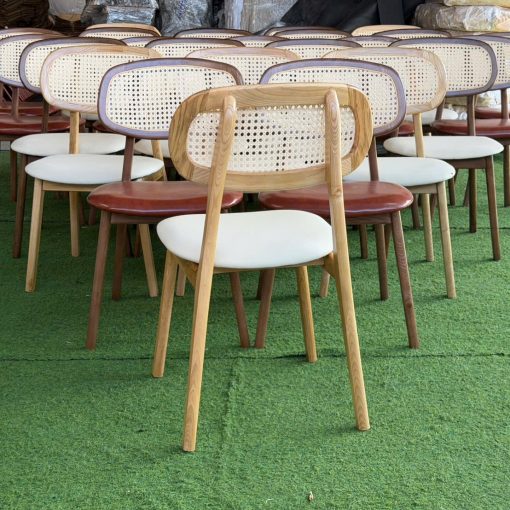 Ghế Secco gỗ Ash nệm simili tựa đan mắt cáo | Xcom.vn Mặt sau Ghế Secco với tựa lưng đan mắt cáo